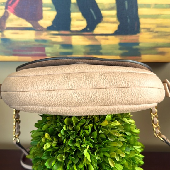 TORY BURCH "HARPER" PINK SHELL LEATHER CROSSBODY BAG 🌟EUC🌟 - Picture 7 of 17